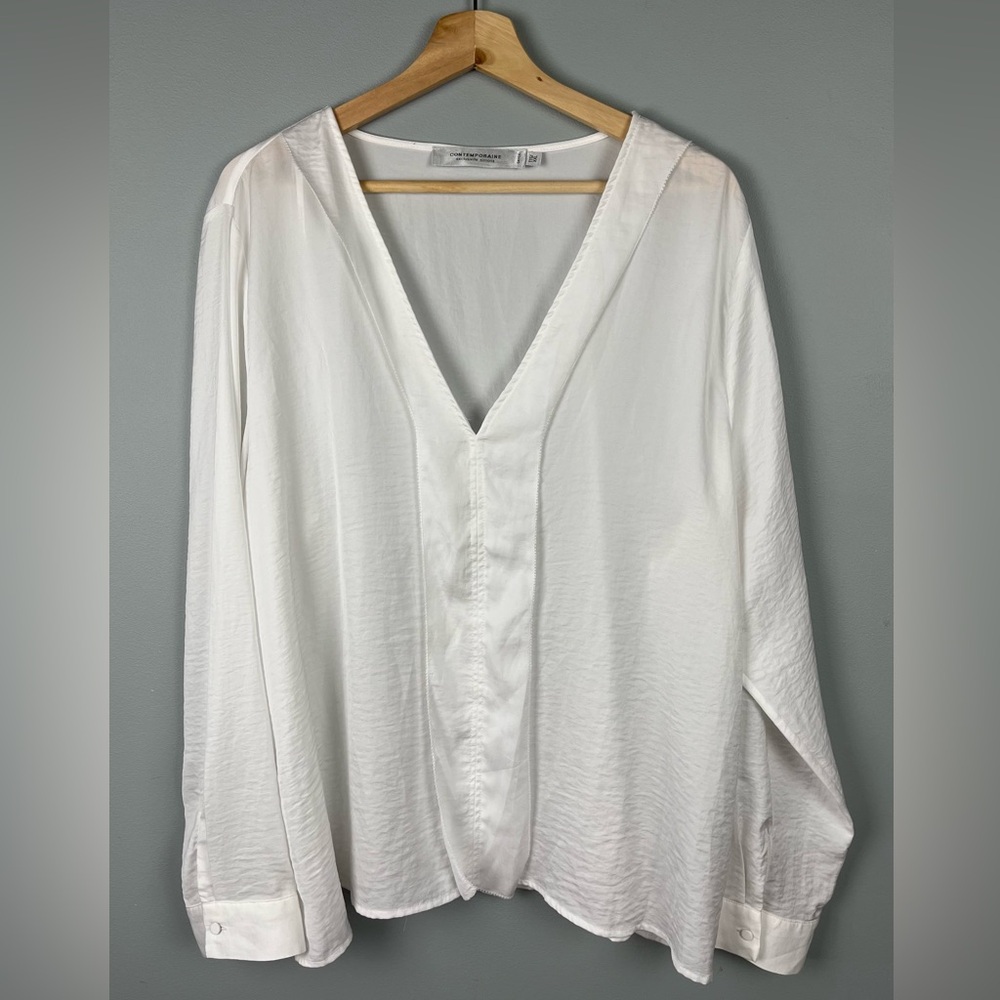 Simons Contemporaine XXL White Satiny Top